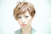 秋冬2011～2012/stylist Tetsuya Tsuboshimaのヘアカタログページが開きます